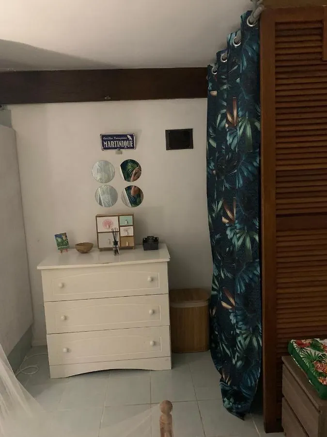 Ti Kaz Apartman Là-Haut 0*,  Martinique